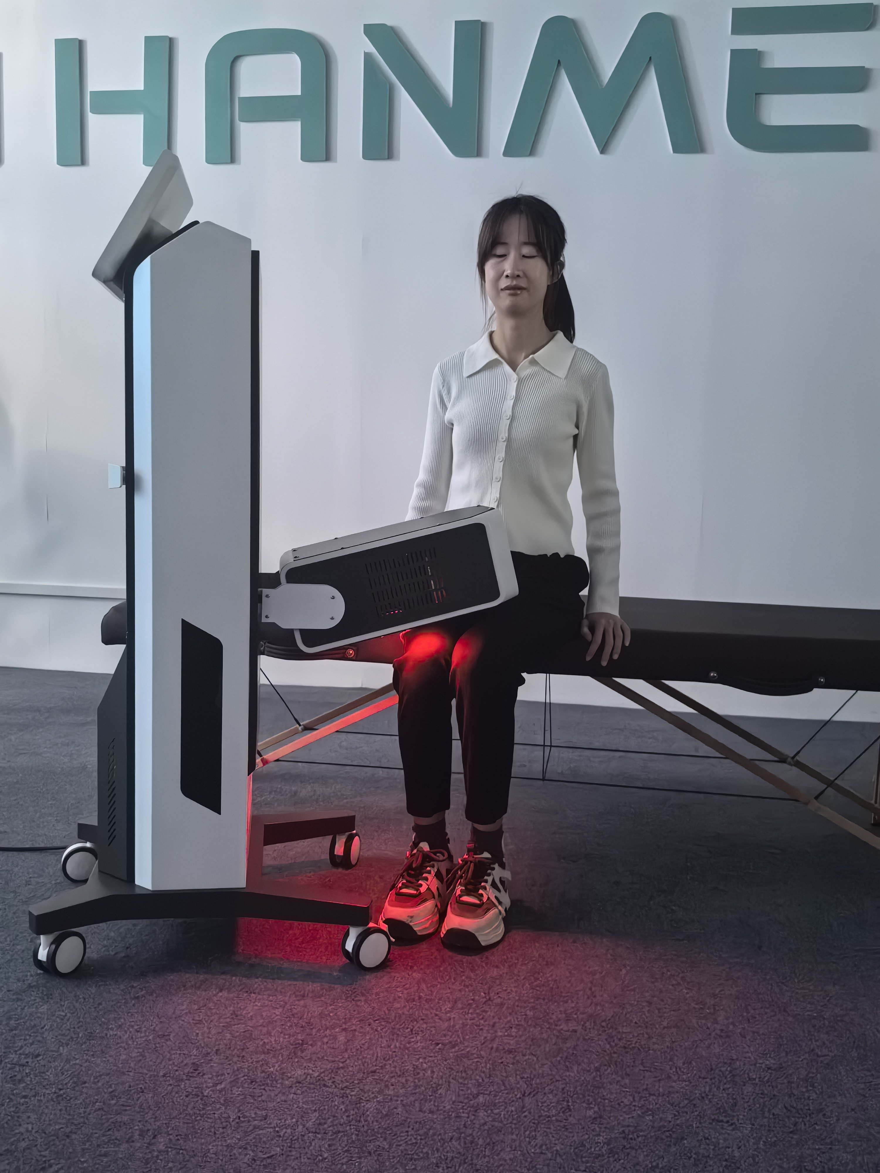 Sports Injury Recovery THz Machine - Enhance Blood Circulation & Muscle Repair